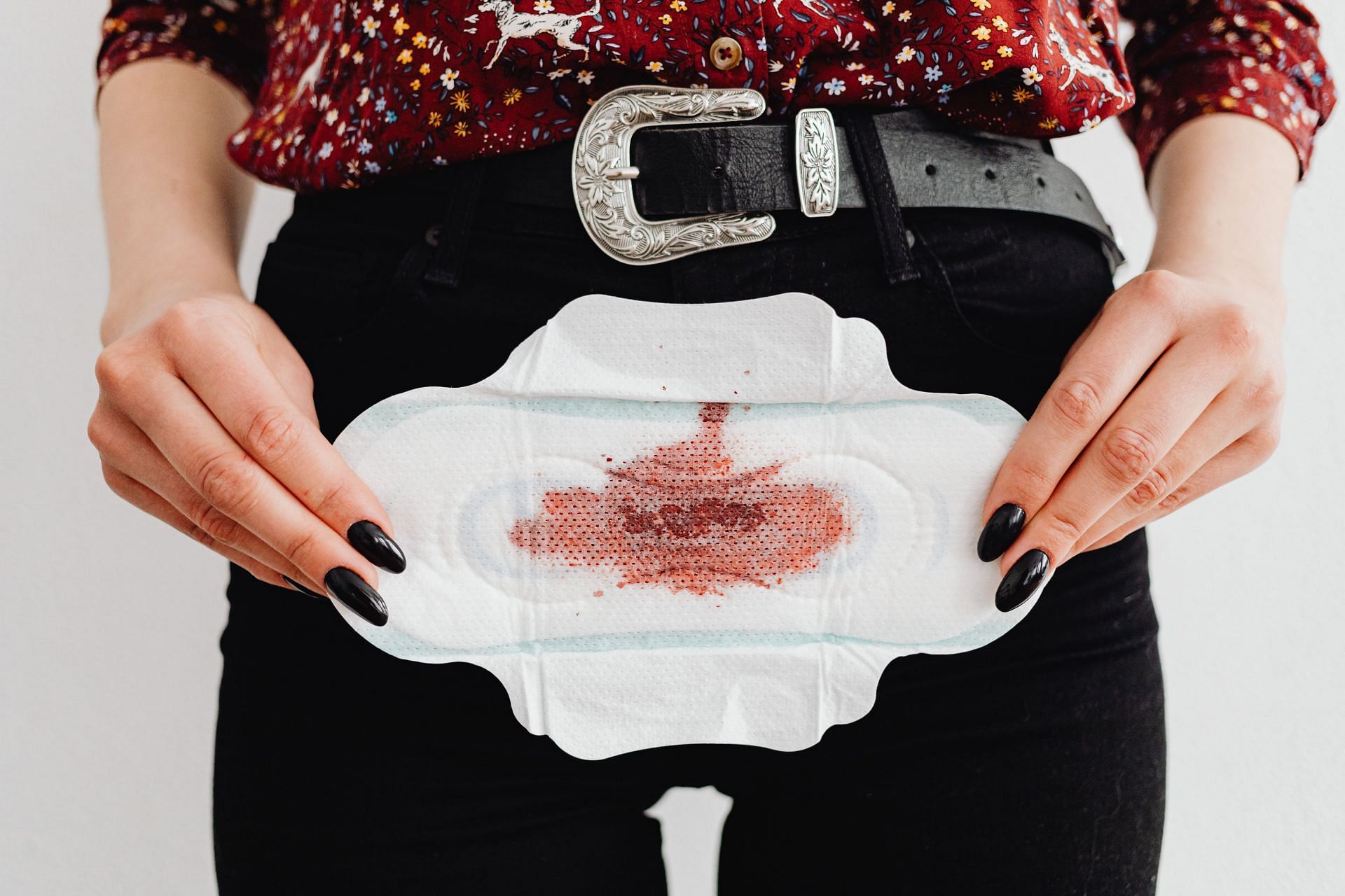 PCOD results in irregular periods. (Image via Pexels/ Karolina Grabowska)